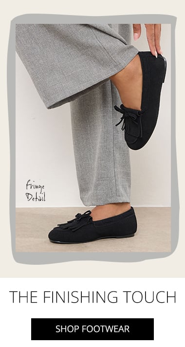 Flat shoes